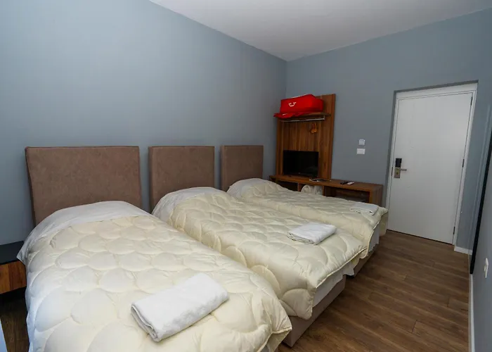 Gjuhadoli 2 Hotel 4*