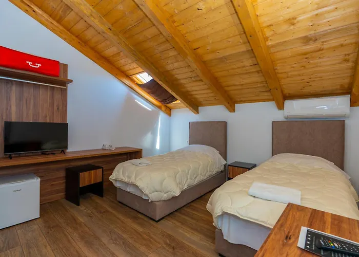 Gjuhadoli 2 ホテル