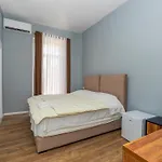 Gjuhadoli 2 Hotel 4*