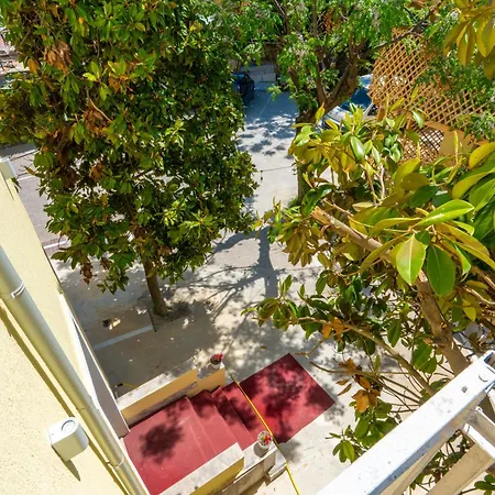 Gjuhadoli 2 Hotel