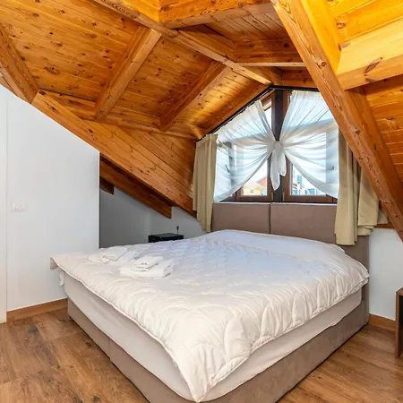 Ξενοδοχείο Gjuhadoli 2