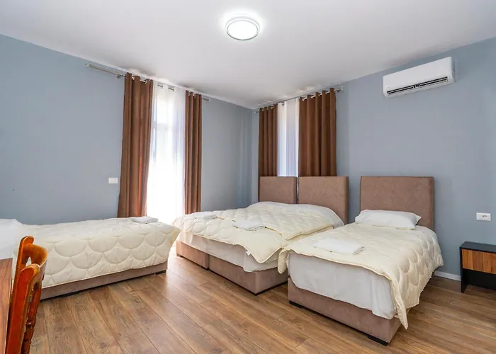 Gjuhadoli 2 Hotel 4*