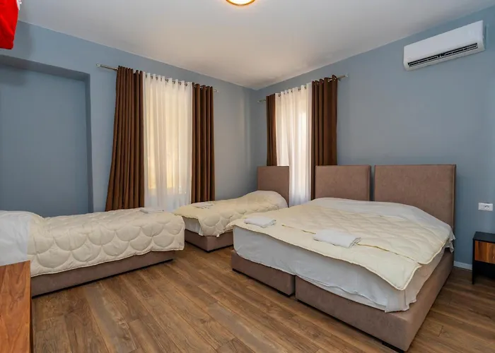 Gjuhadoli 2 Hotel 4*