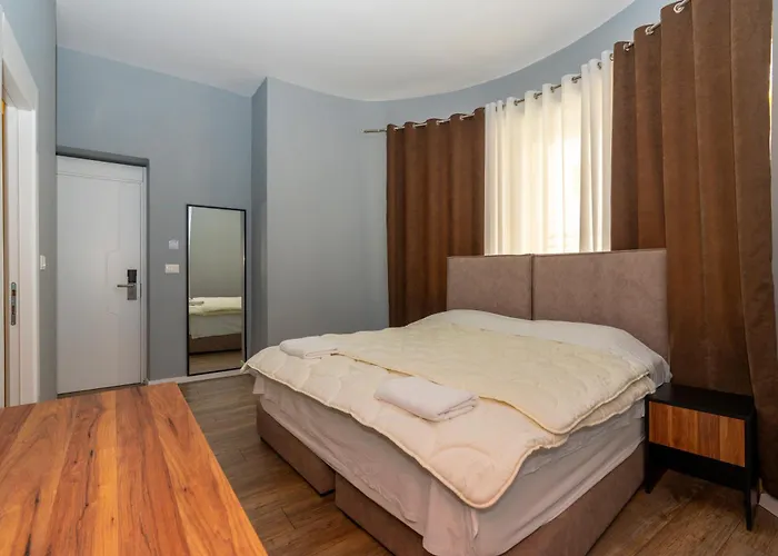 Gjuhadoli 2 4* Shkodër